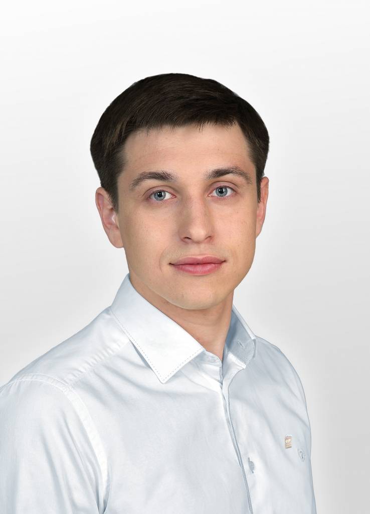 Свеженцев